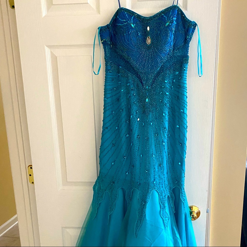 Prom dress